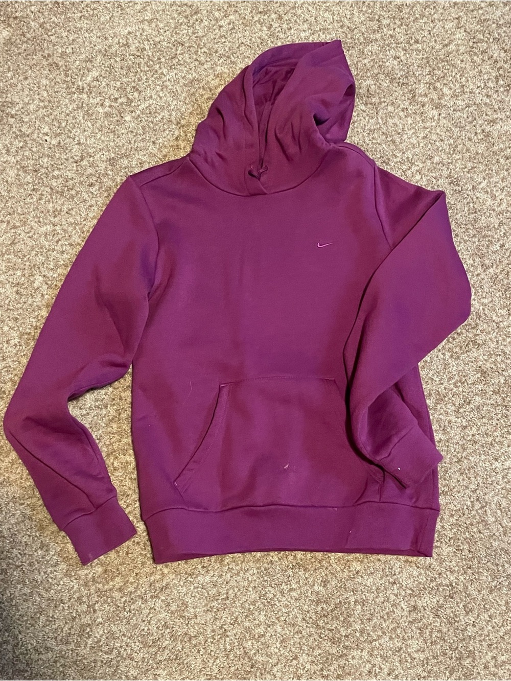 Women’s Nike Magenta Purple Hoodie Medium. Polyester Cotton. Pre-Owned Good